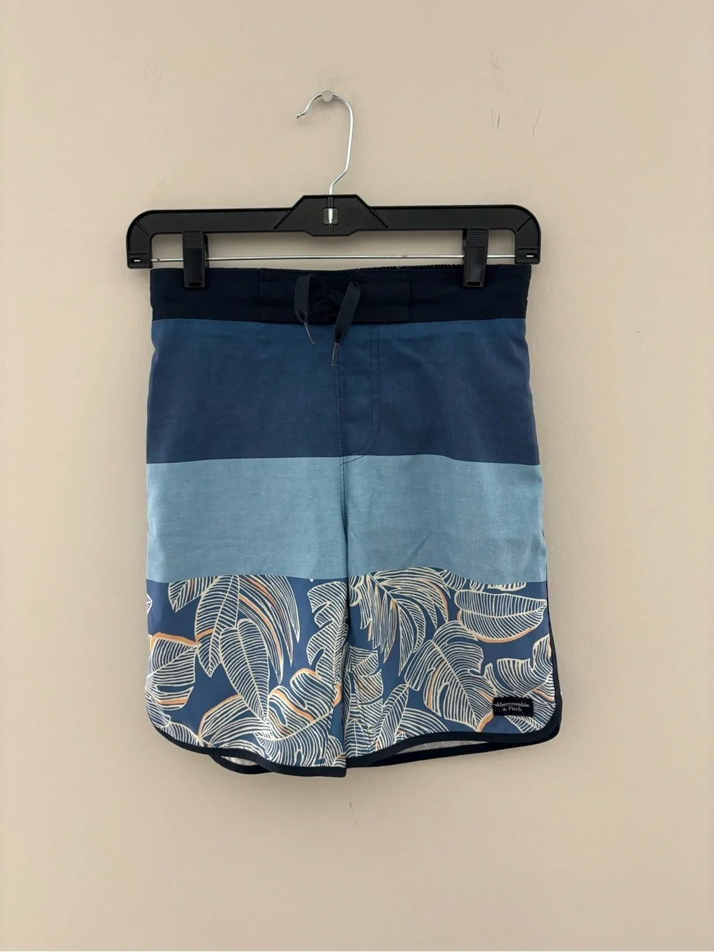 Abercrombie Kids Blue Tropical Palm Leaf Swim Trunks Boys Size 11/12 Lined